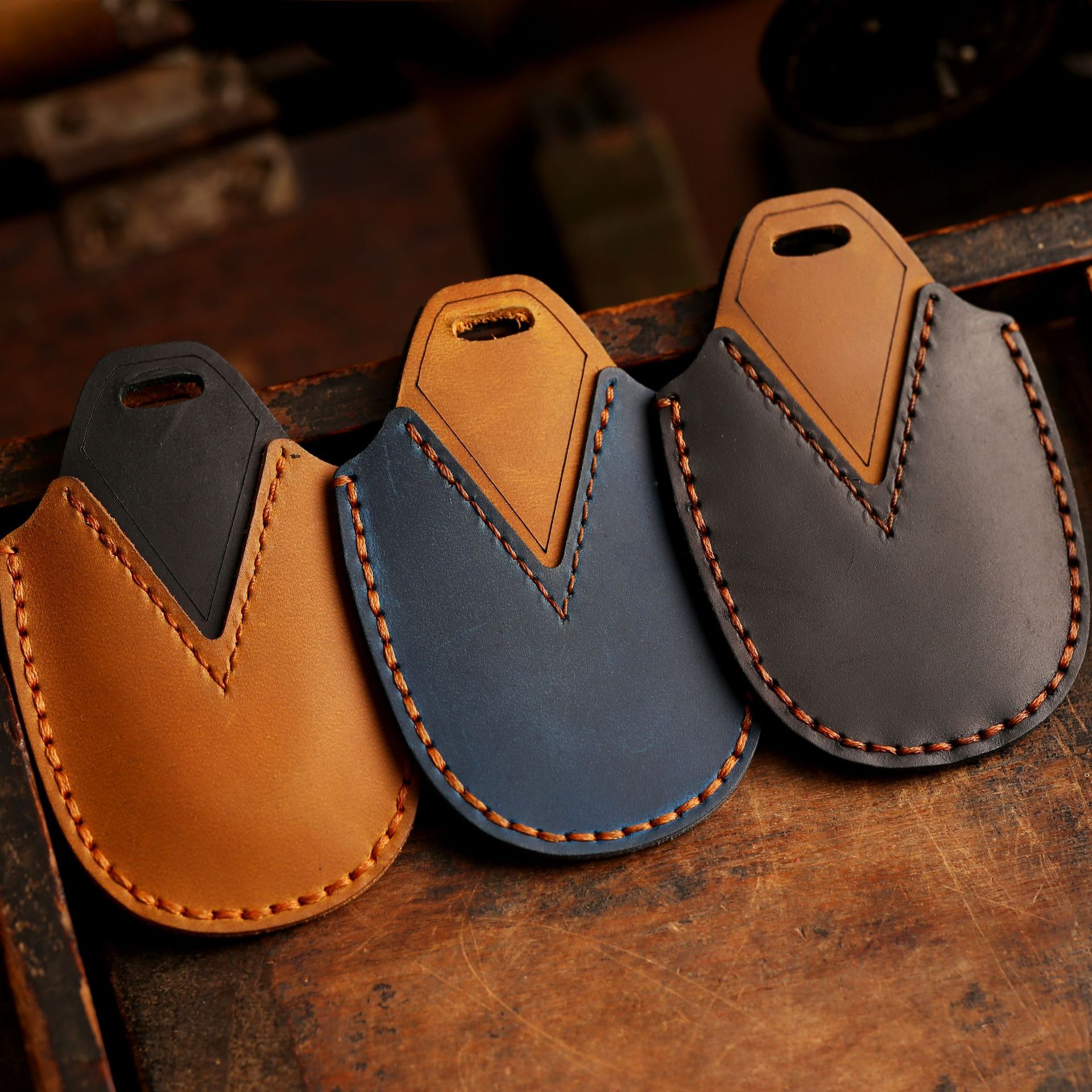 3 Bottons Leather Car Key Case - đánh giá và giá Car Accessories Ertiga